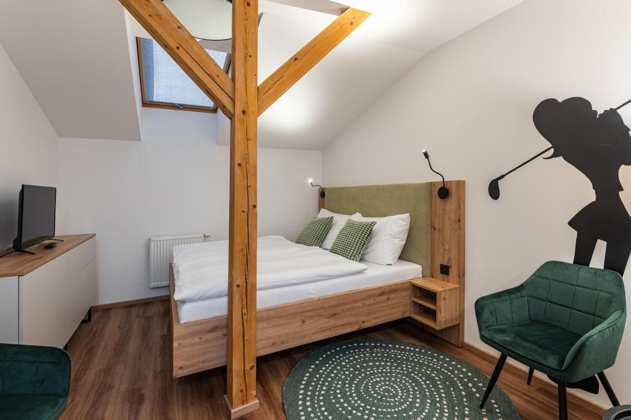 Hotel Restovna Йиловиште Экстерьер фото