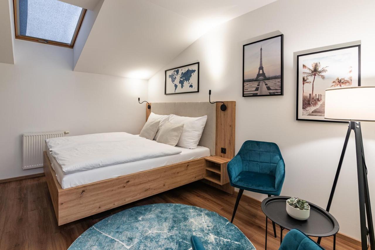 Hotel Restovna Йиловиште Экстерьер фото